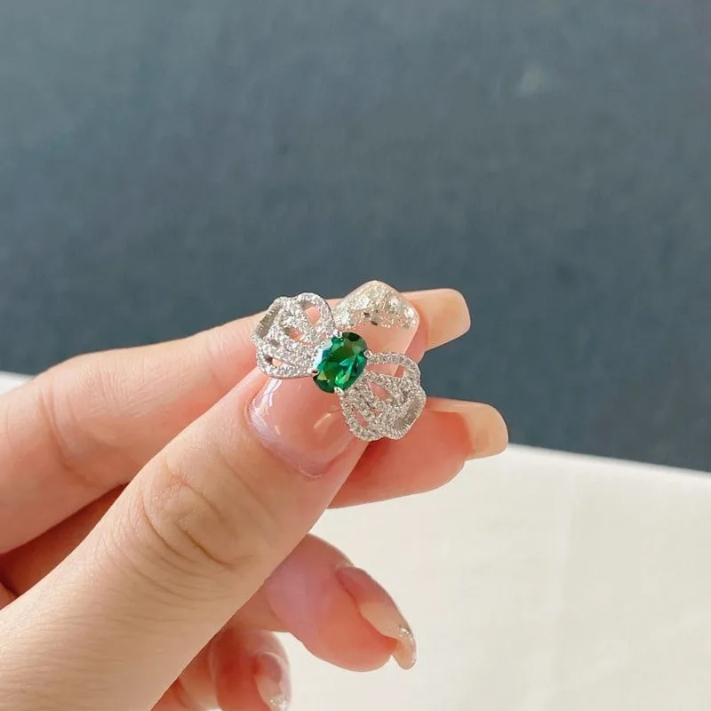 S925纯银戒指女设计高级感微镶满钻锆石椭圆形祖母绿钻蝴蝶食指环